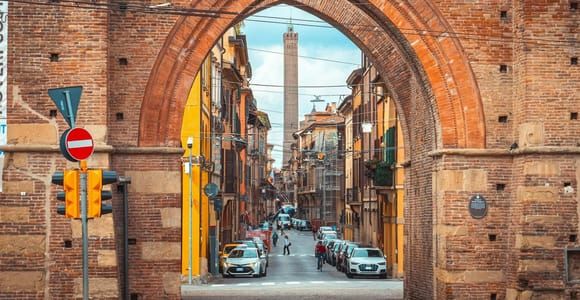 Bologna: 2-stündige private geführte Tour zu Fuß