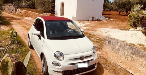 Tour on Fiat 500 Cabriolet of Bari, Monopoli and Alberobello