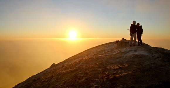 Desde Catania: Excursión al Etna por la mañana o al atardecer con 4x4