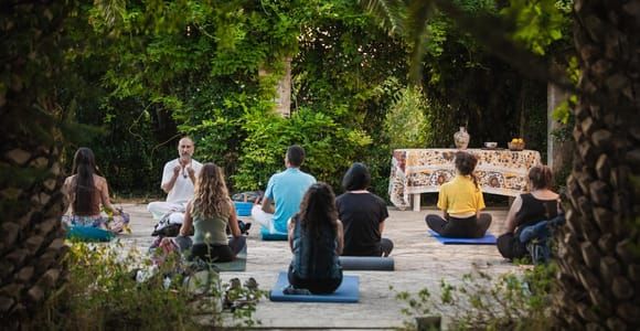 Lecce : Yoga au coucher du soleil dans une maison de campagne historique du 18e siècle