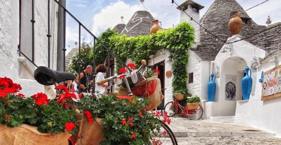 Alberobello and Matera: tour from Bari with private bus