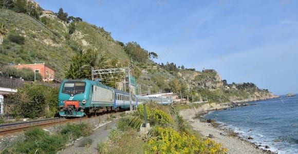 Reggio Calabria : billet de train vers/depuis Scilla
