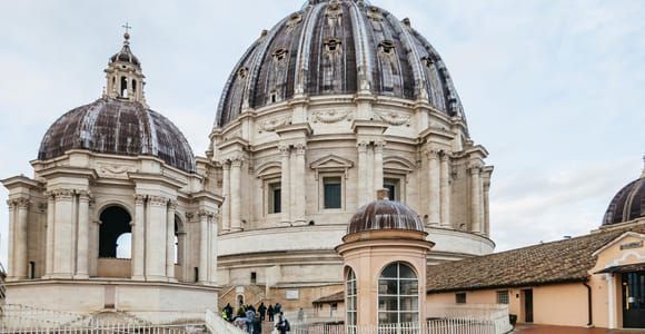 Rome: St. Peter’s Basilica Tour with Dome Climb and Crypt