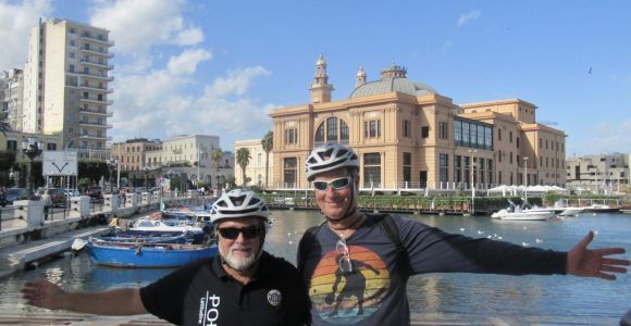 Tour in e-Bike alla scoperta di Bari: il lungomare e la città vecchia