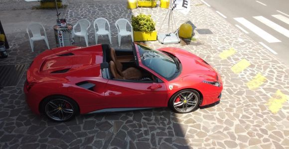 Маранелло: тест-драйв Ferrari 488 Spider