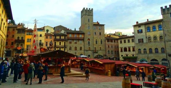 Arezzo : visite guidée à pied avec Piazza Grande