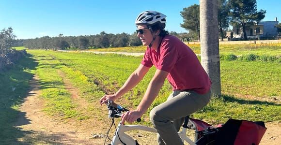 Lecce : Excursion en E-Bike à Galatina avec dégustation de vins et de moulins à olives