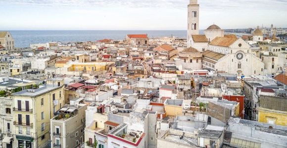 Bari: Zwiedzanie zaułków starożytnej wioski