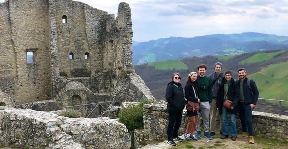 Apennines, Castles and Local Flavours