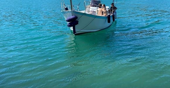 La Spezia: Gita in barca alle Cinque Terre con Snorkeling e Aperitivo