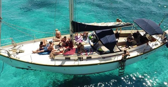 Excursión en velero compartido Catania - La costa de Ulises
