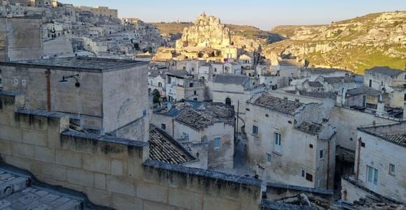 ENGLISH TOUR IN THE SASSI OF MATERA/CAVE HOUSE+ROCK CHURCHES